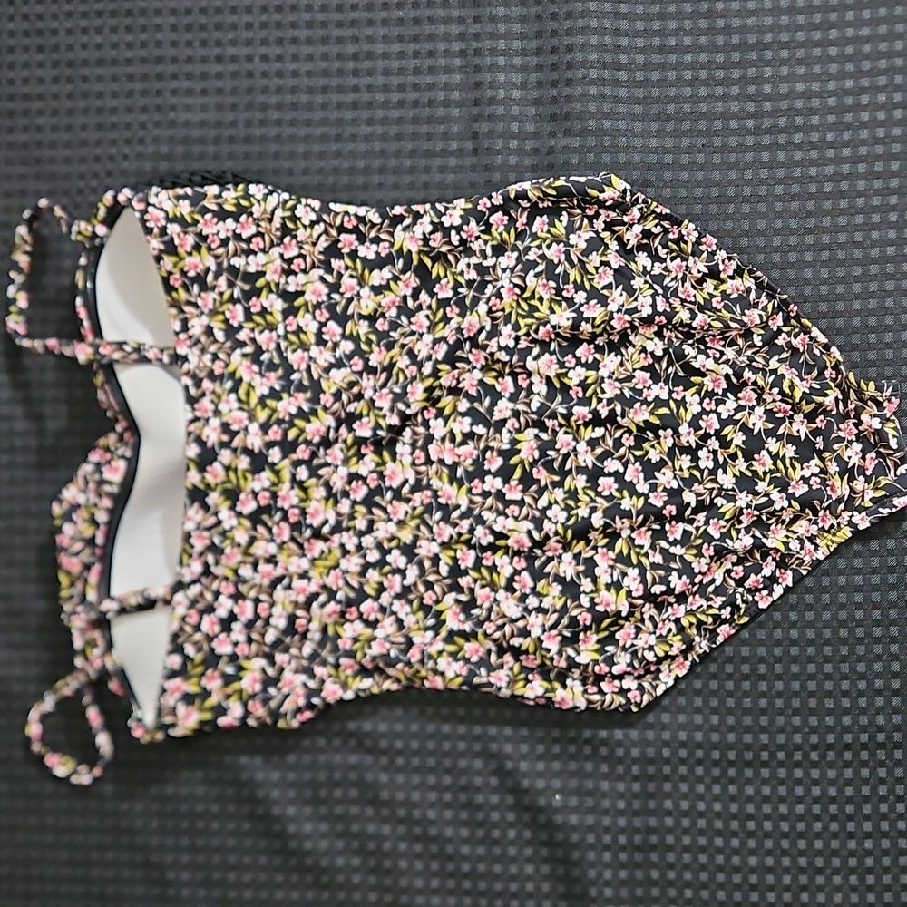 Kona Sol, Black & Pink Floral , One Piece , Size Medium, Adjustable Straps - Picture 3 of 8